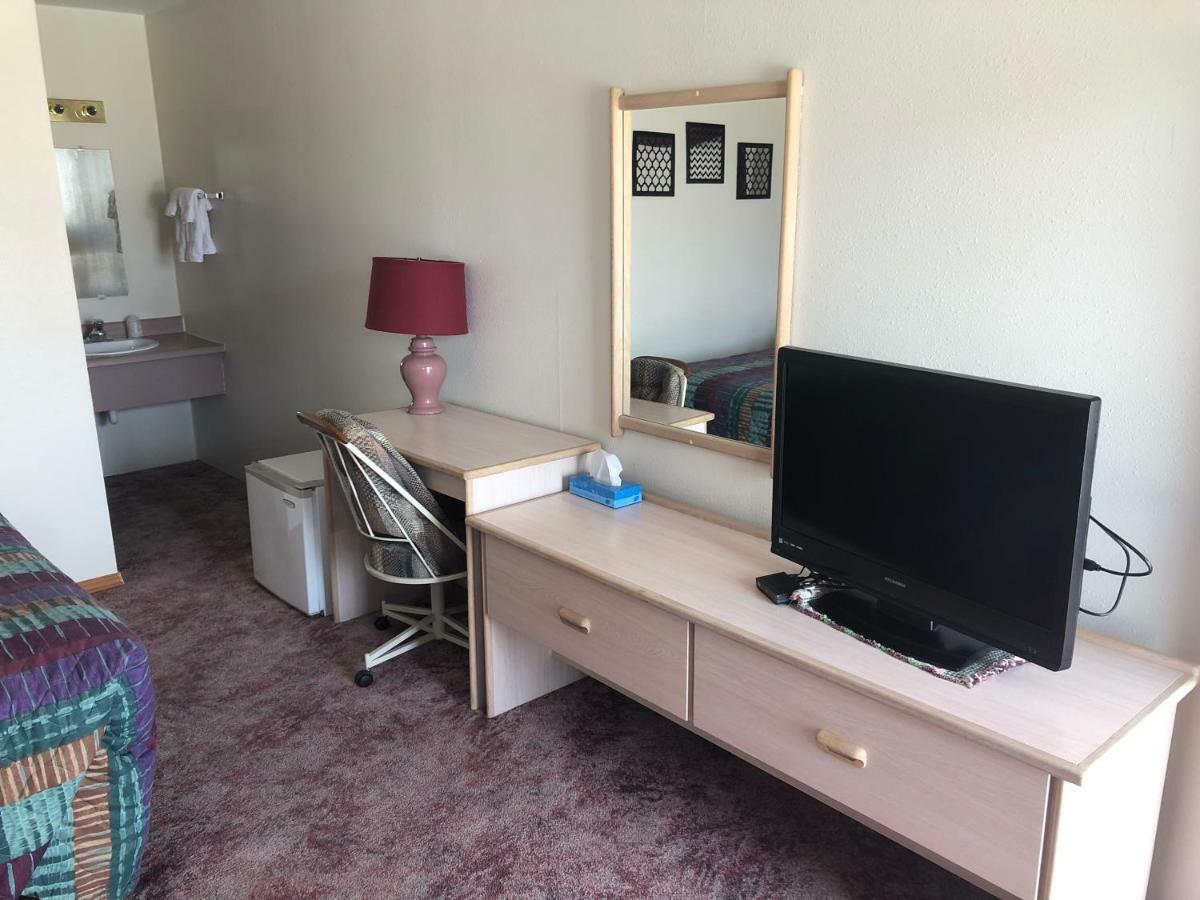 Wheels Motel Greybull Экстерьер фото